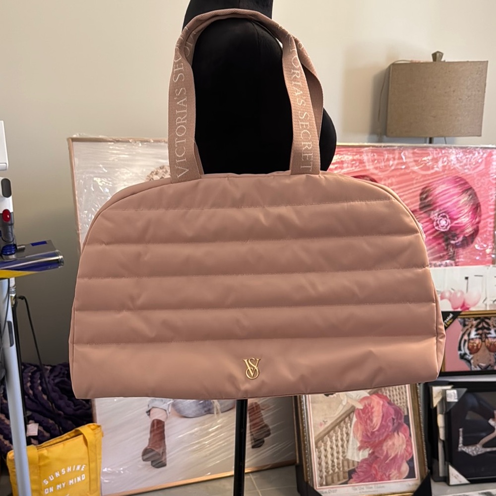 Victoria's Secret Cream Quilted Travel Bag